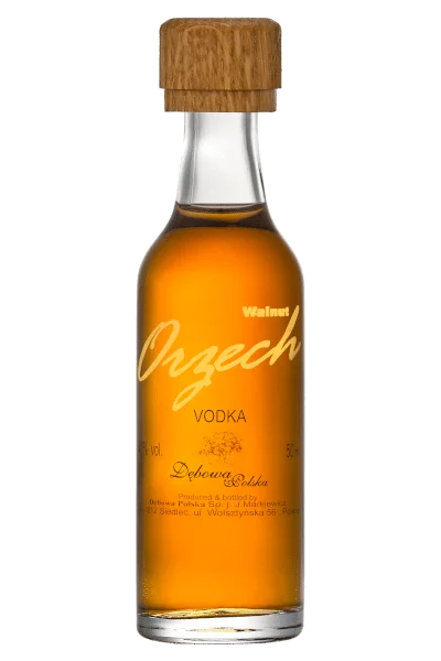 wódka orzech 0 05 w smukłej butelce miniaturce